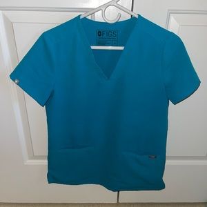 XS teal figs 3 pocket top